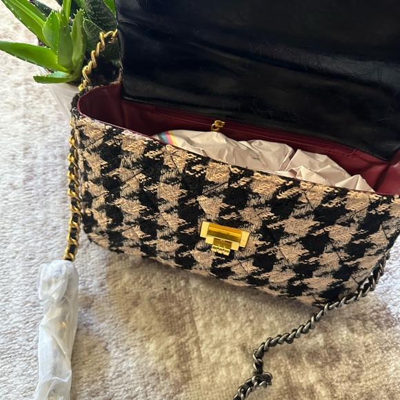 Black and Cream Tweed Crossbody Bag - Picture 7 of 7